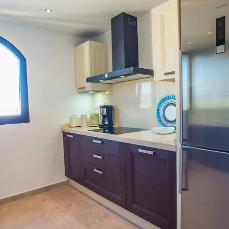 Villa Mediterránea: Spacious Luxury with Sea Views Atamaria Exterior photo