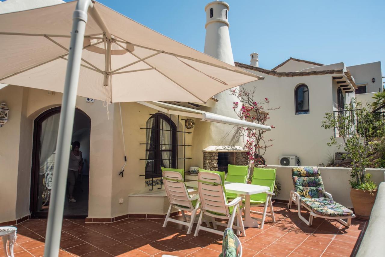 Mediterránea: Spacious Luxury With Sea Views Villa Atamaria