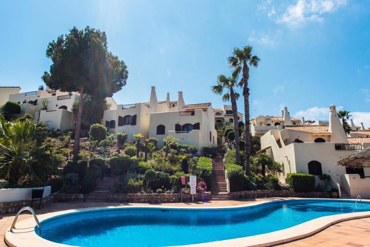 Mediterránea: Spacious Luxury With Sea Views Villa Atamaria