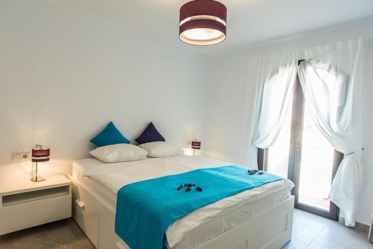 Mediterránea: Spacious Luxury With Sea Views Villa